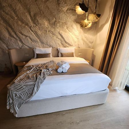 Hotel The Berg'S 10 Ocna Mures Esterno foto